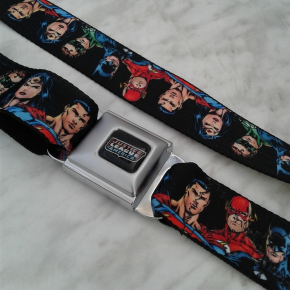 Buckle Down DC COMICS Seatbelt Belt JUSTICE LEAGUE Adjustable Batman superman - Picture 1 of 4